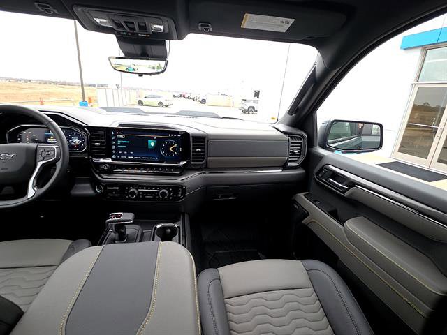 Used 2026 Chevrolet Silverado 1500 ZR2 AWD/4WD image 17