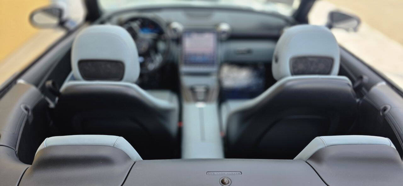 Used 2022 Mercedes-Benz SL 55 AMG 4MATIC image 29