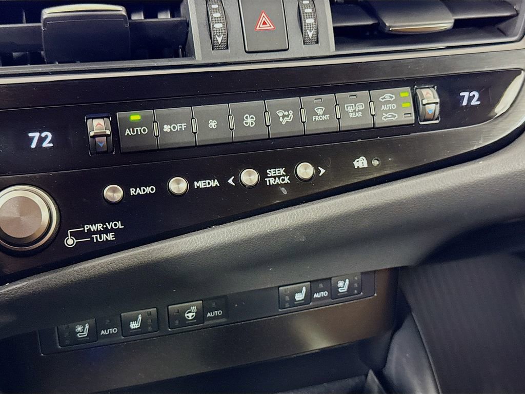 Certified 2023 Lexus ES 350 w/ Premium Package FWD image 16