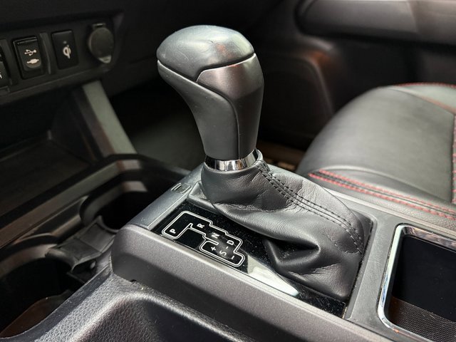 Used 2019 Toyota Tacoma TRD Off-Road image 12