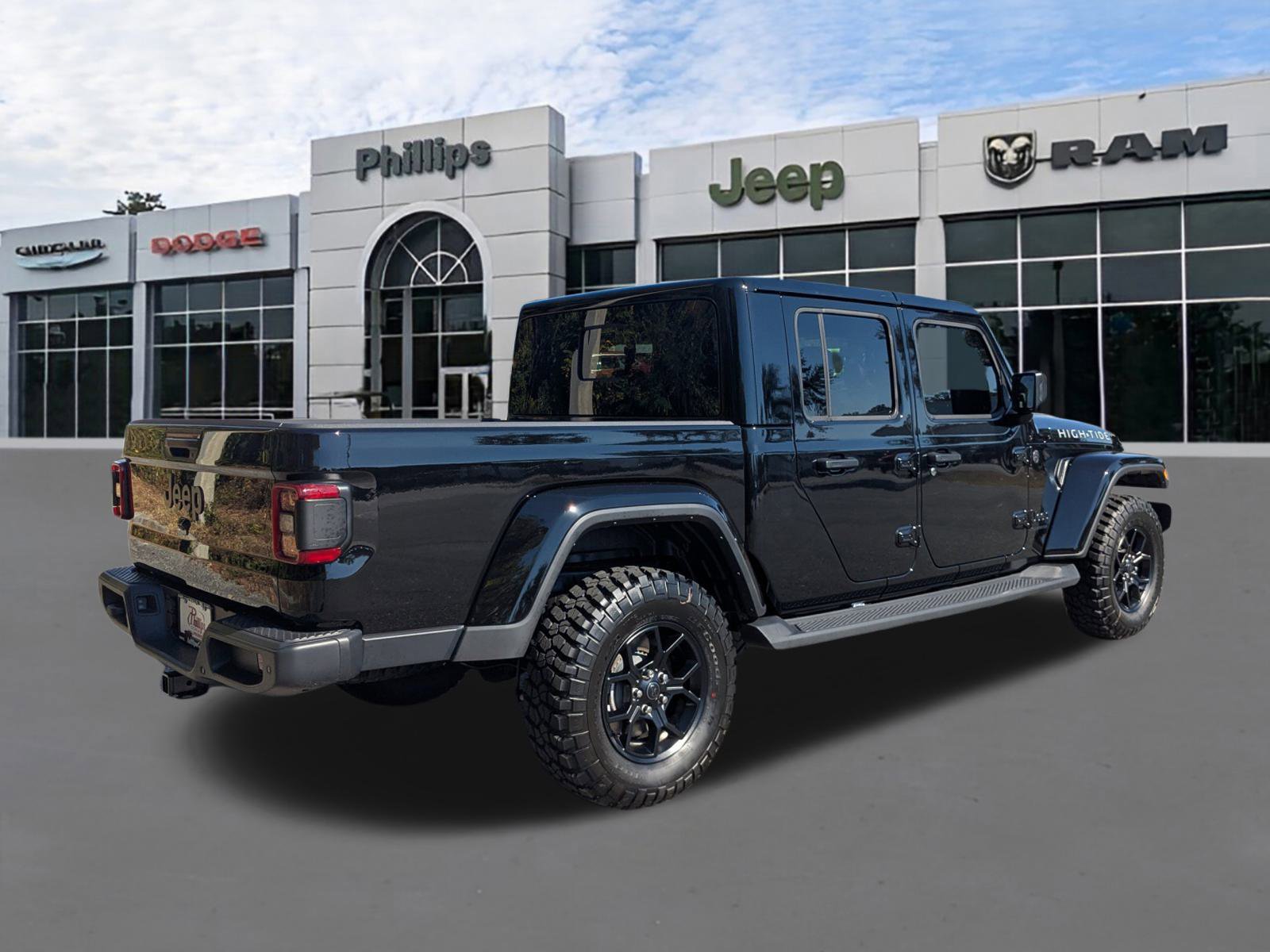 New 2025 Jeep Gladiator High Tide image 3