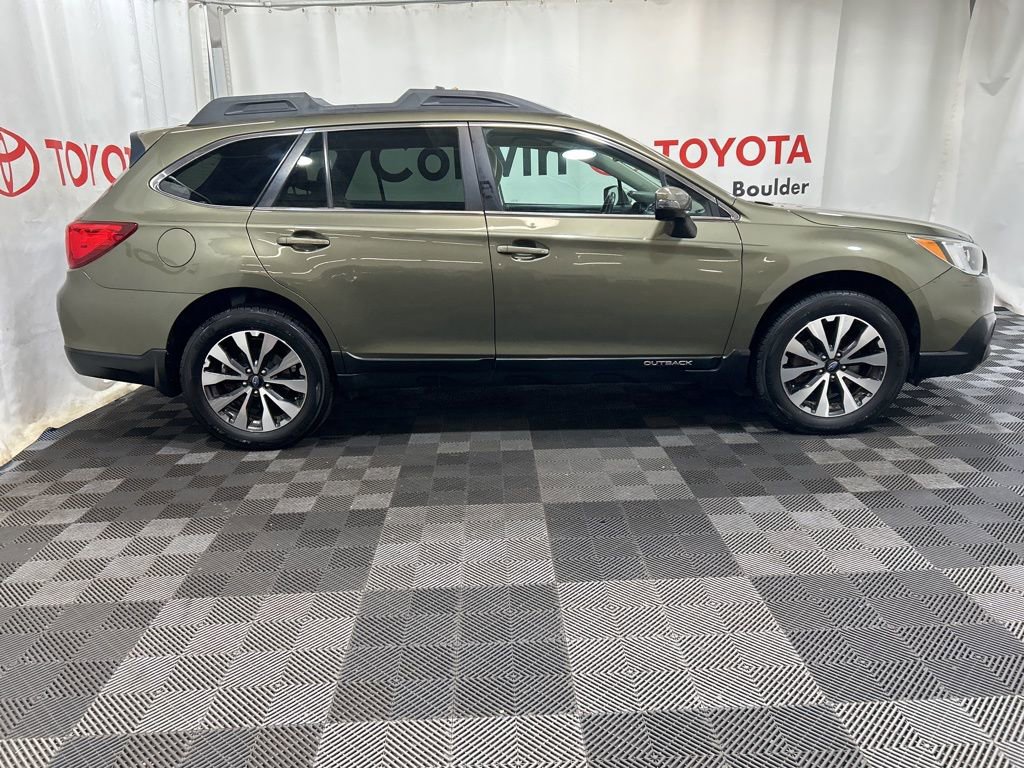Used 2015 Subaru Outback 3.6R Limited image 10