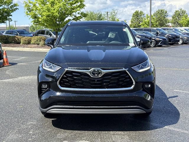 Used 2026 Toyota Highlander Platinum AWD/4WD image 6