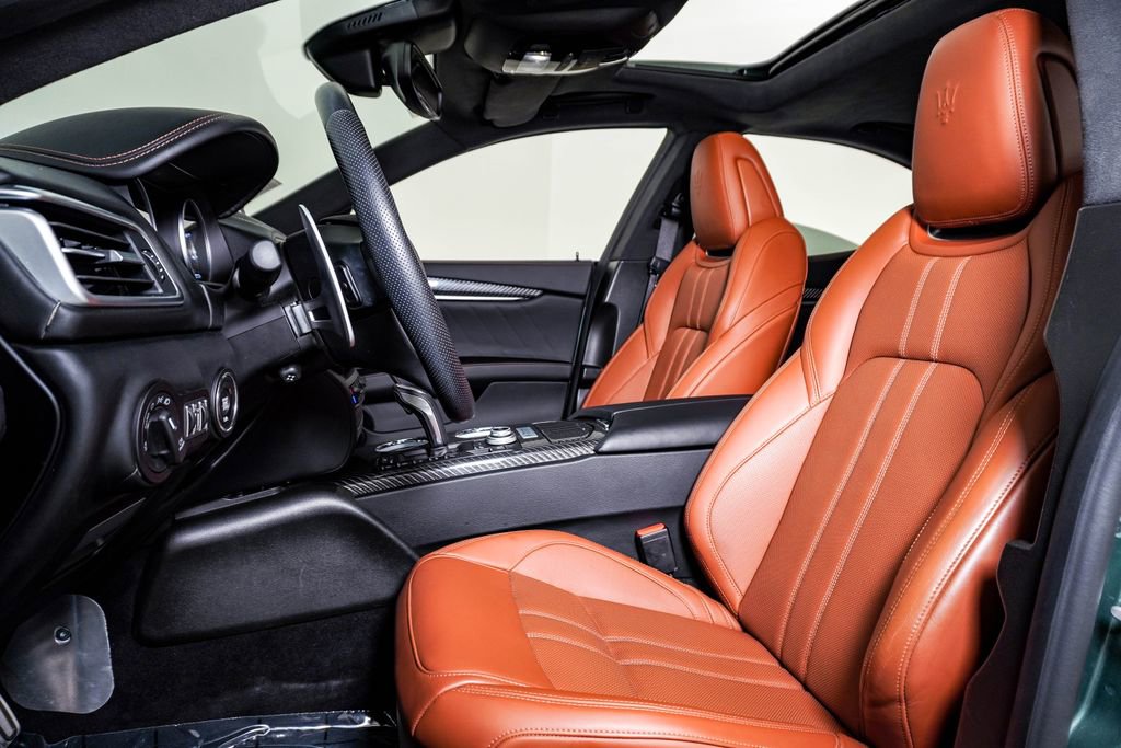 Used 2021 Maserati Ghibli S GranSport RWD image 18