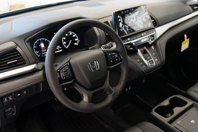 New 2026 Honda Odyssey EX-L image 3