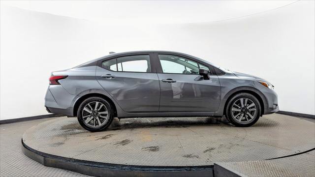 Used 2024 Nissan Versa SV image 9