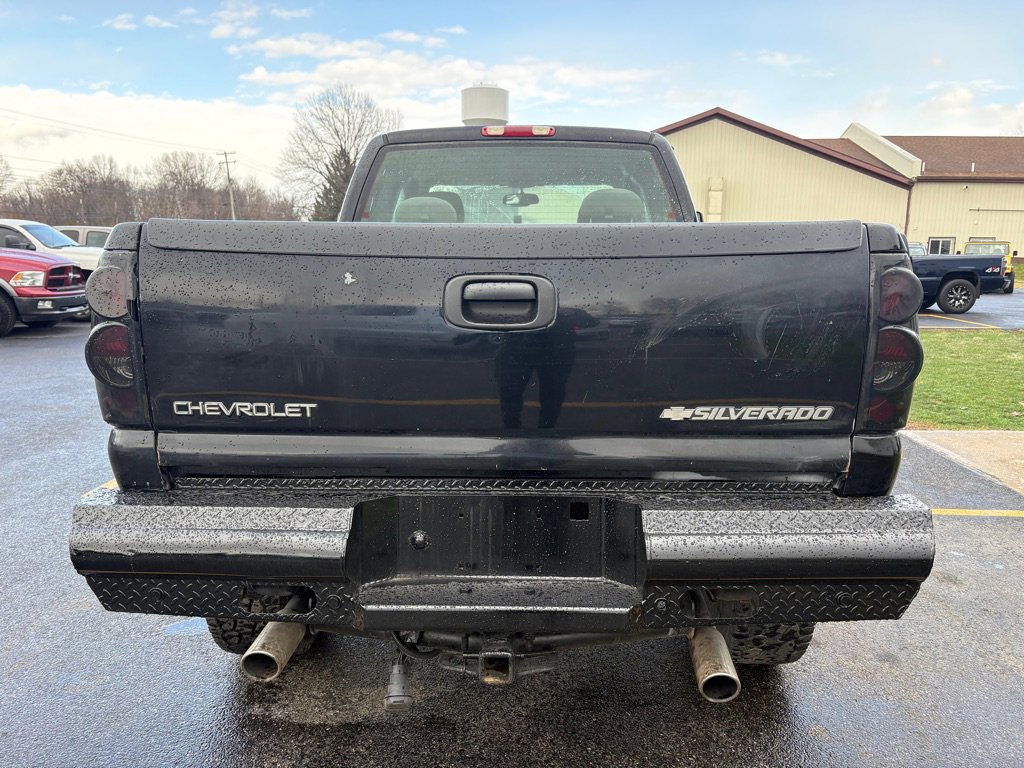 Used 2004 Chevrolet Silverado 2500 LS AWD/4WD image 7