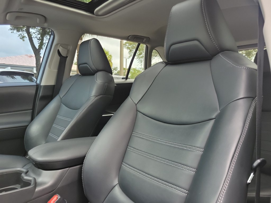 Used 2024 Toyota RAV4 XLE Premium FWD image 17