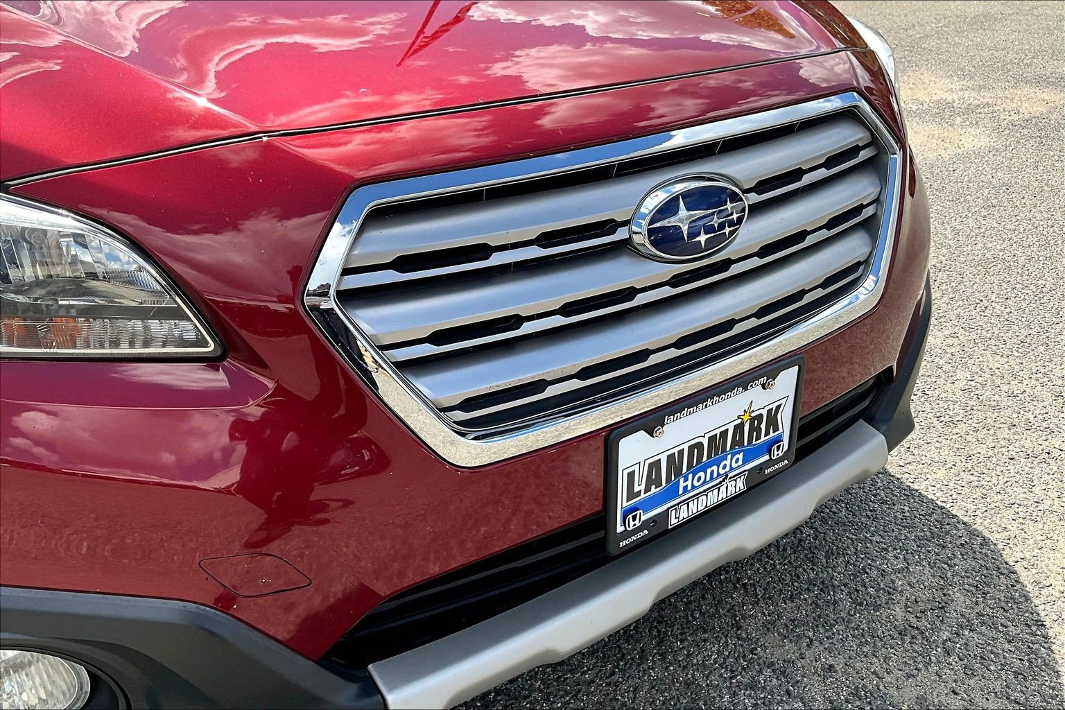Used 2017 Subaru Outback 2.5i Limited AWD/4WD image 30