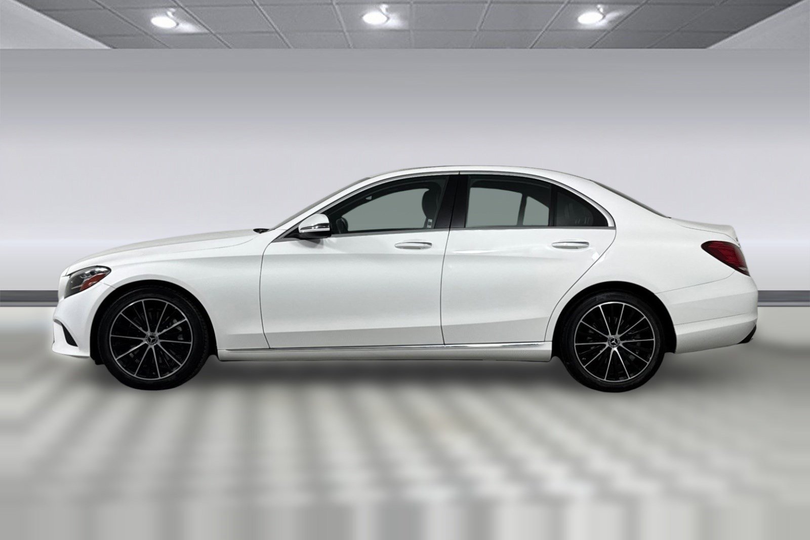 Used 2021 Mercedes-Benz C 300 Sedan image 2