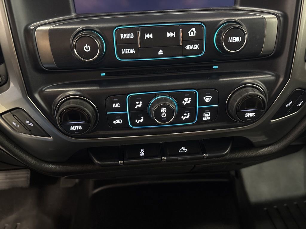 Used 2017 Chevrolet Silverado 1500 LTZ AWD/4WD image 23