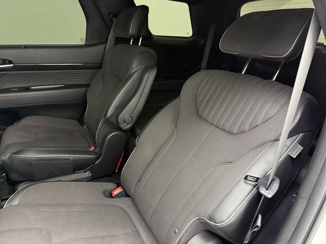 Used 2024 Hyundai Palisade Calligraphy image 11