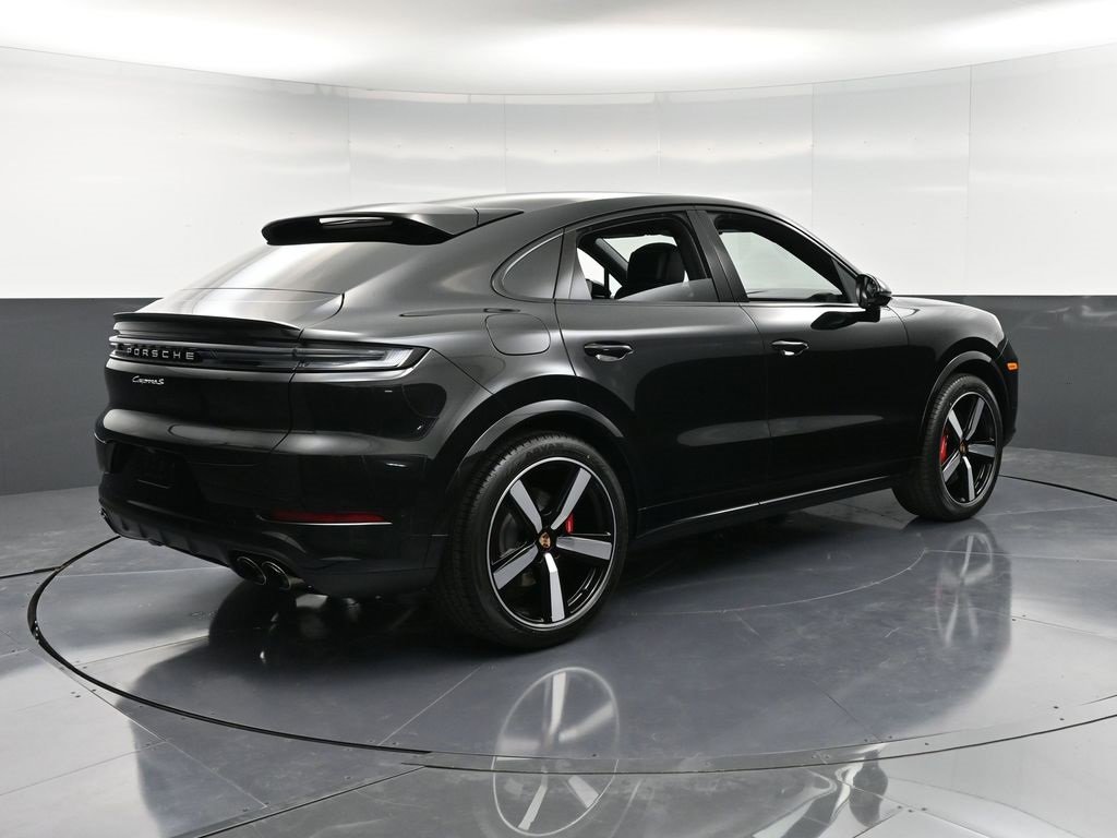 New 2026 Porsche Cayenne S image 8