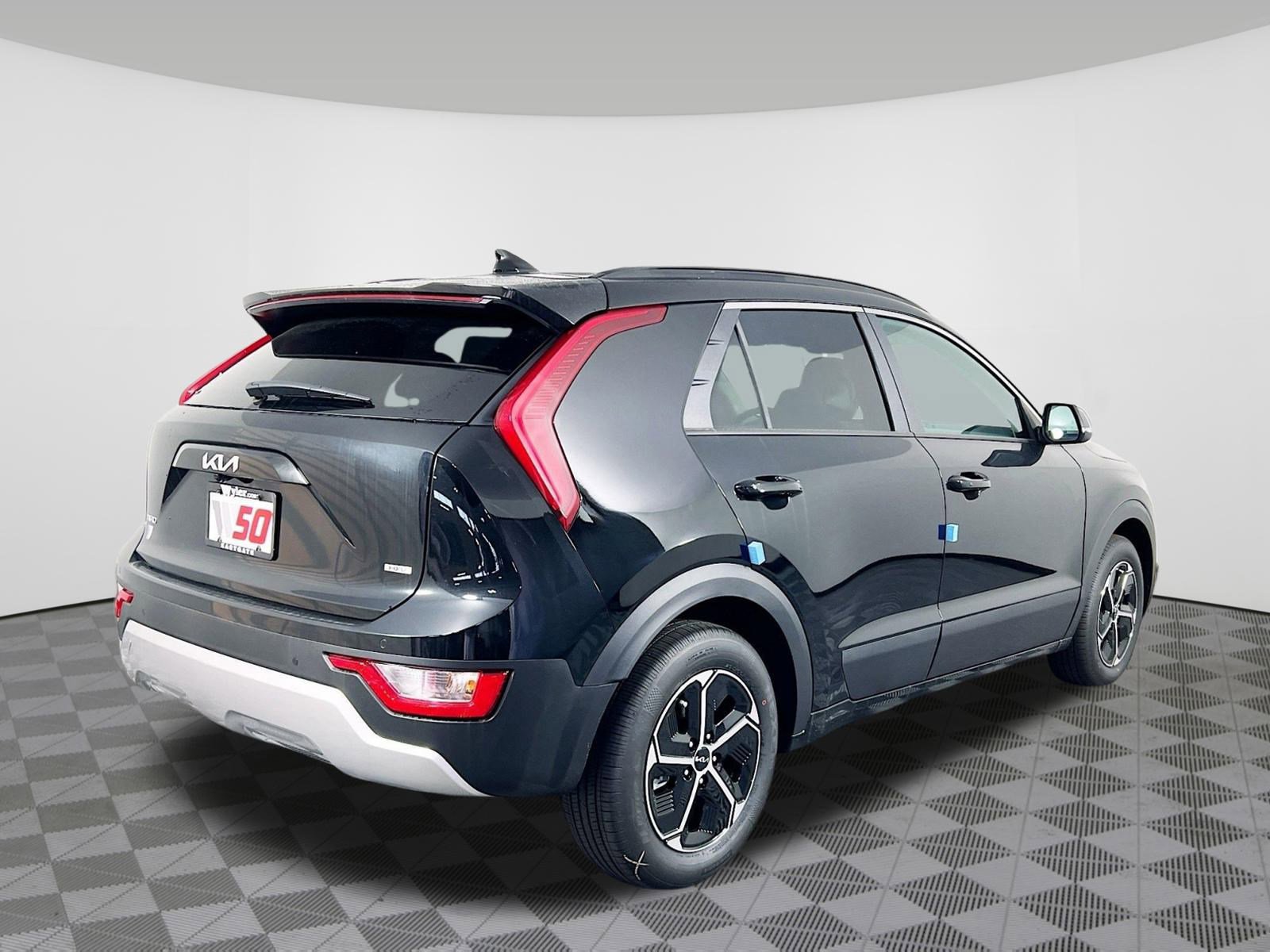 New 2025 Kia Niro EX image 30