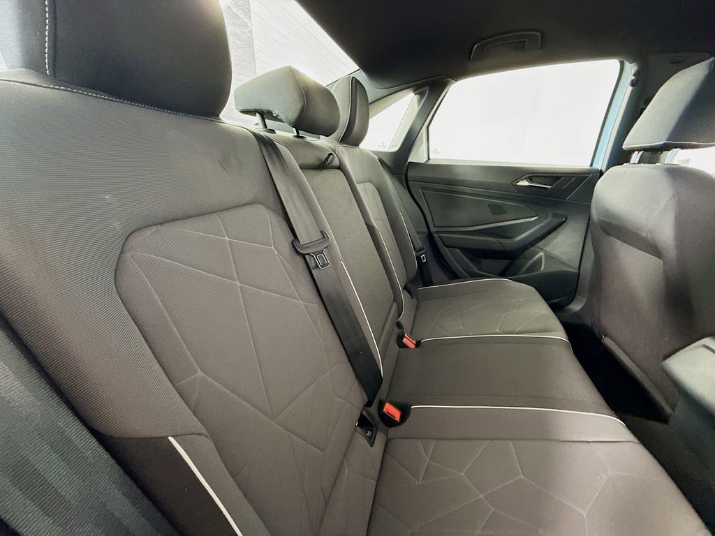 Used 2025 Volkswagen Jetta Sport image 25