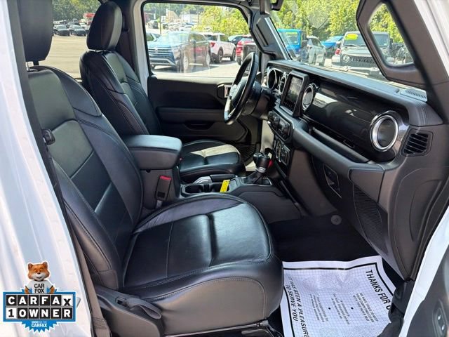 Used 2020 Jeep Wrangler Unlimited Sahara AWD/4WD image 27