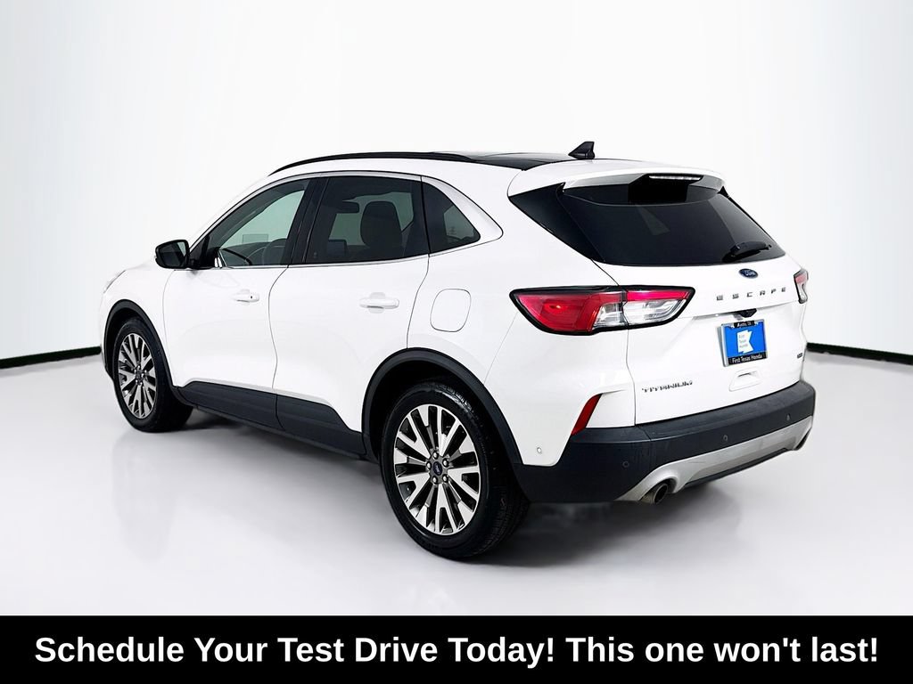 Used 2020 Ford Escape Titanium w/ Titanium Premium Package 2.0 FWD image 5