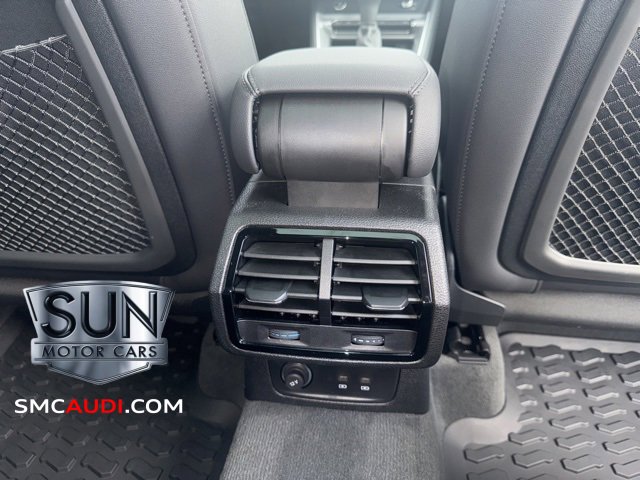 New 2025 Audi Q3 2.0T Premium image 16