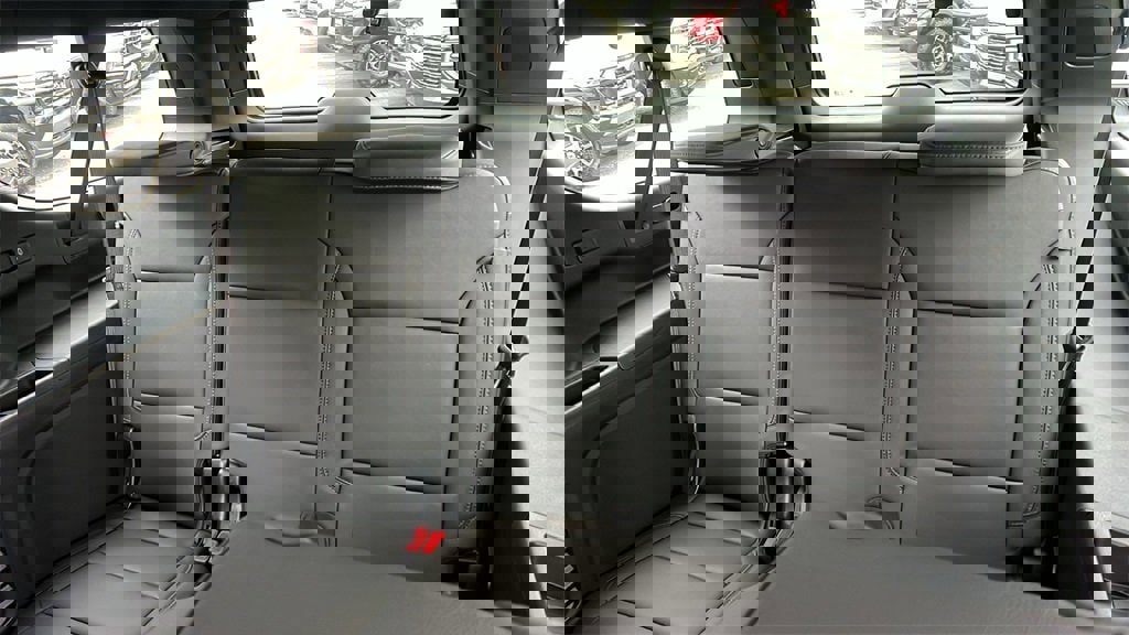 New 2026 Chevrolet Suburban Z71 w/ Comfort Package image 19