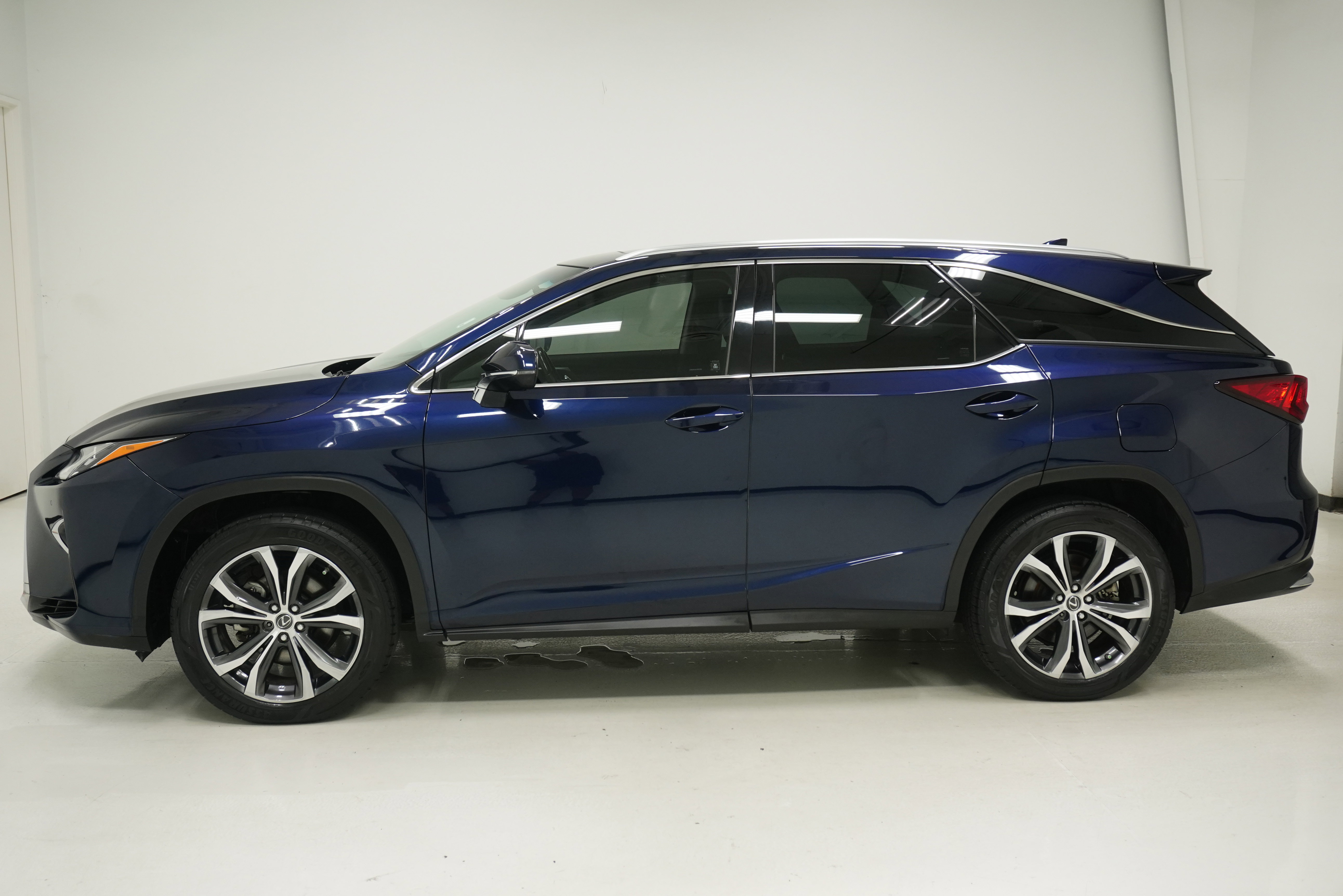 Used 2018 Lexus RX 350L FWD image 7