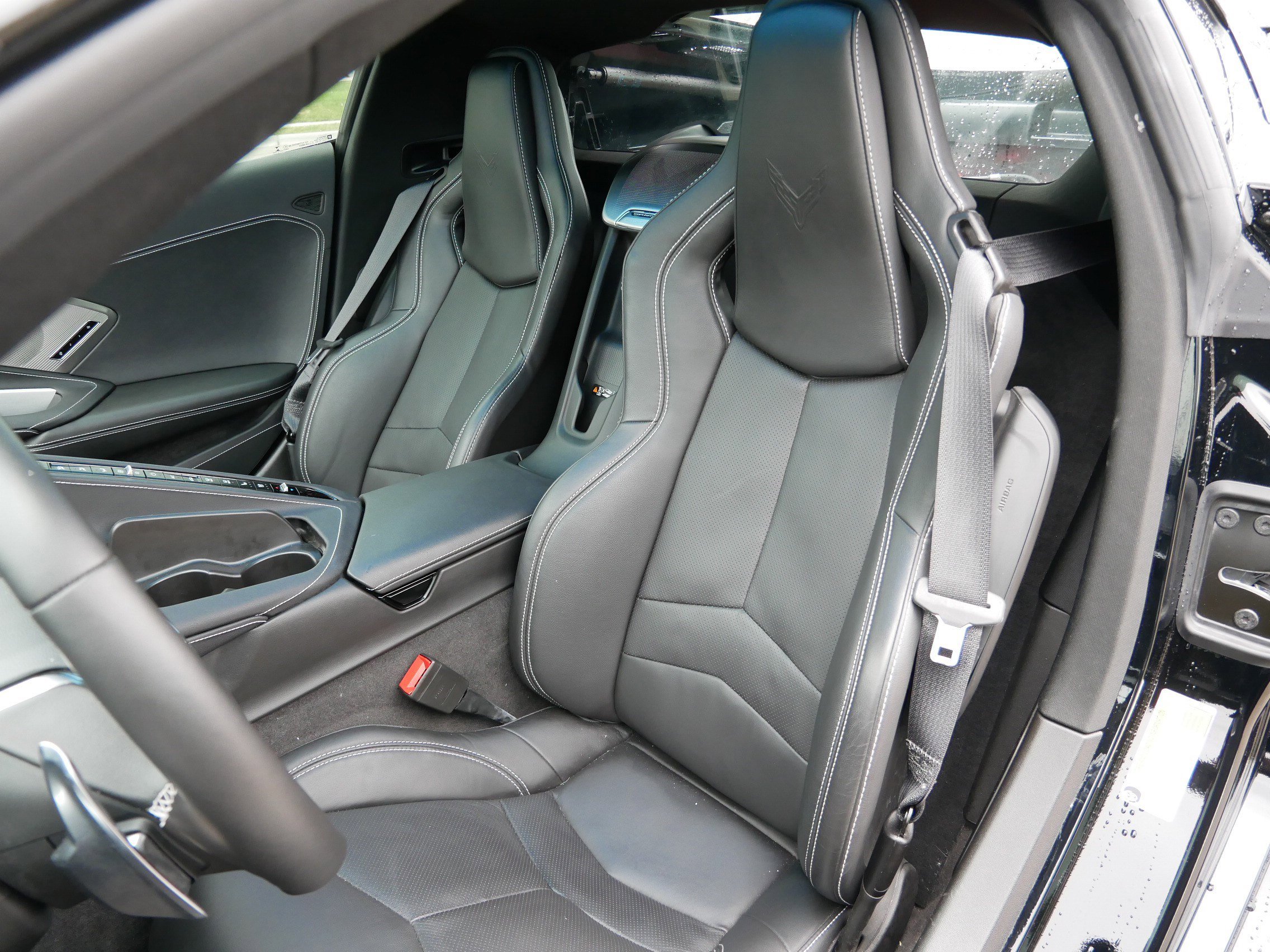 Used 2022 Chevrolet Corvette Stingray Preferred Cpe image 12