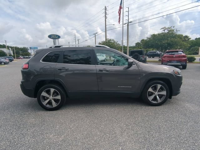 Used 2019 Jeep Cherokee Limited FWD image 4