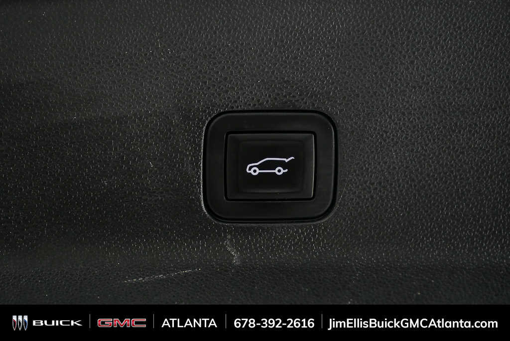 Used 2025 Chevrolet Tahoe LT AWD/4WD image 32