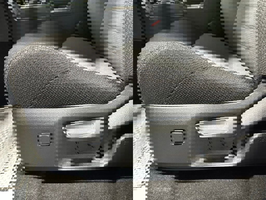 Used 2025 Toyota 4Runner TRD Sport AWD/4WD image 11