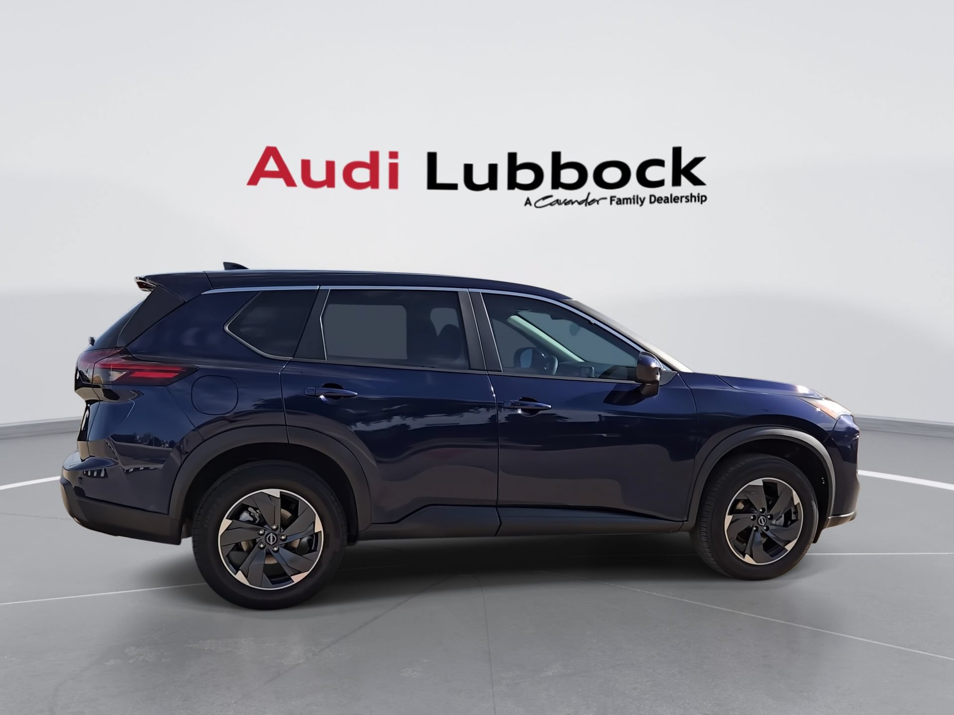 Used 2024 Nissan Rogue SV AWD/4WD image 9