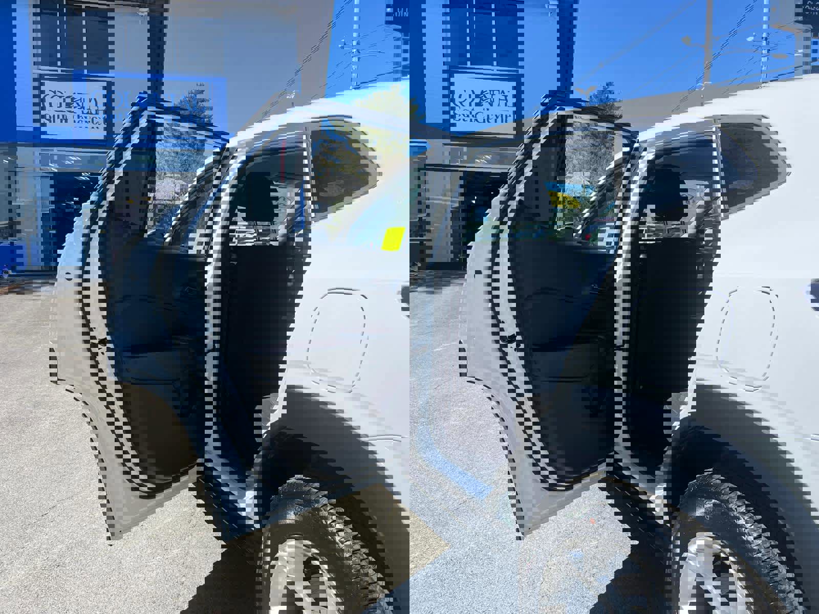 Certified 2024 Chevrolet Trax LS w/ LS Convenience Package image 32