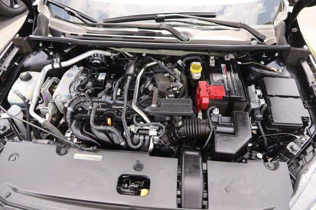 Used 2025 Nissan Sentra SR w/ Midnight Edition FWD image 27