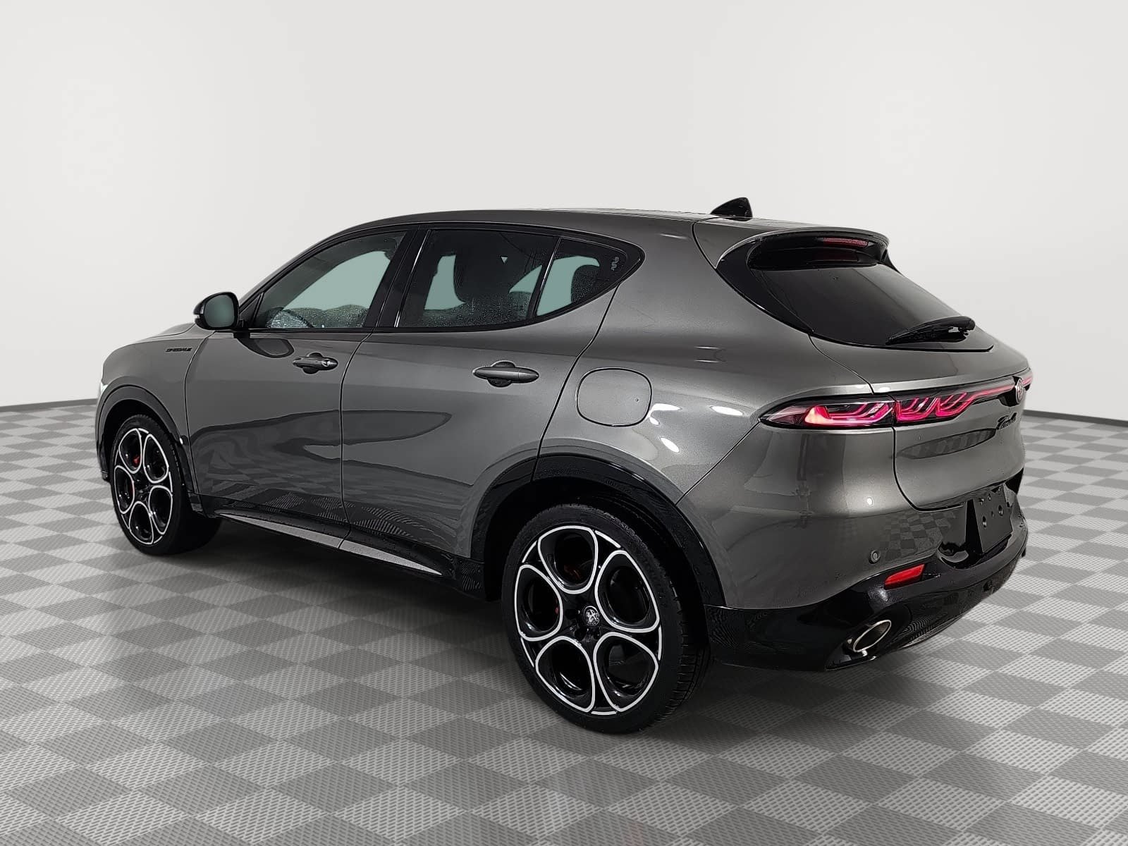 Used 2024 Alfa Romeo Tonale Speciale AWD/4WD image 6