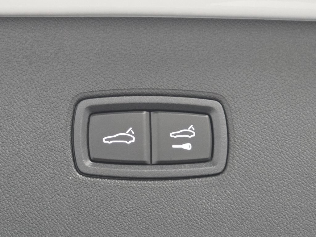 New 2026 Porsche Cayenne AWD/4WD image 23