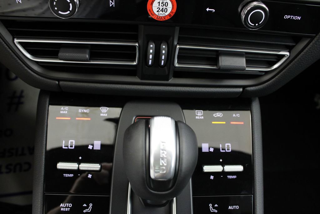 New 2025 Porsche Macan S image 36