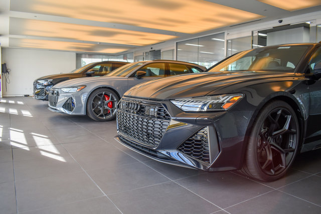 Used 2022 Audi Q8 Premium Plus image 47