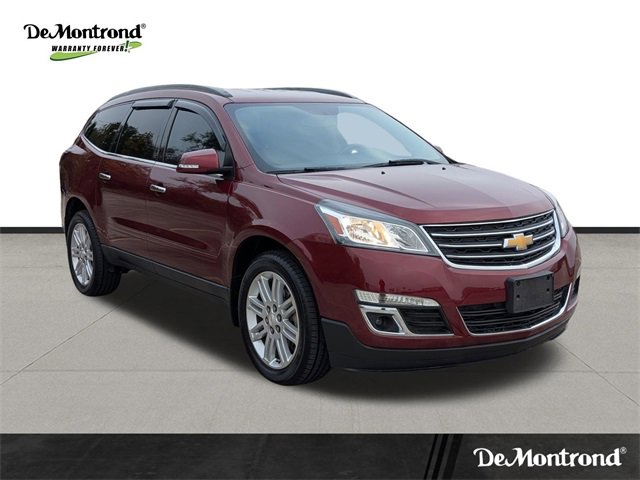 Used 2015 Chevrolet Traverse LT w/ Style and Technology Package image 3