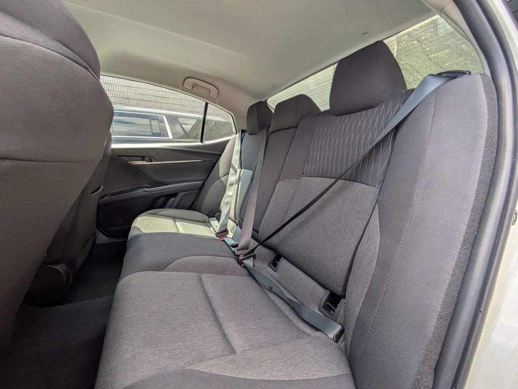 Used 2025 Toyota Camry LE image 27