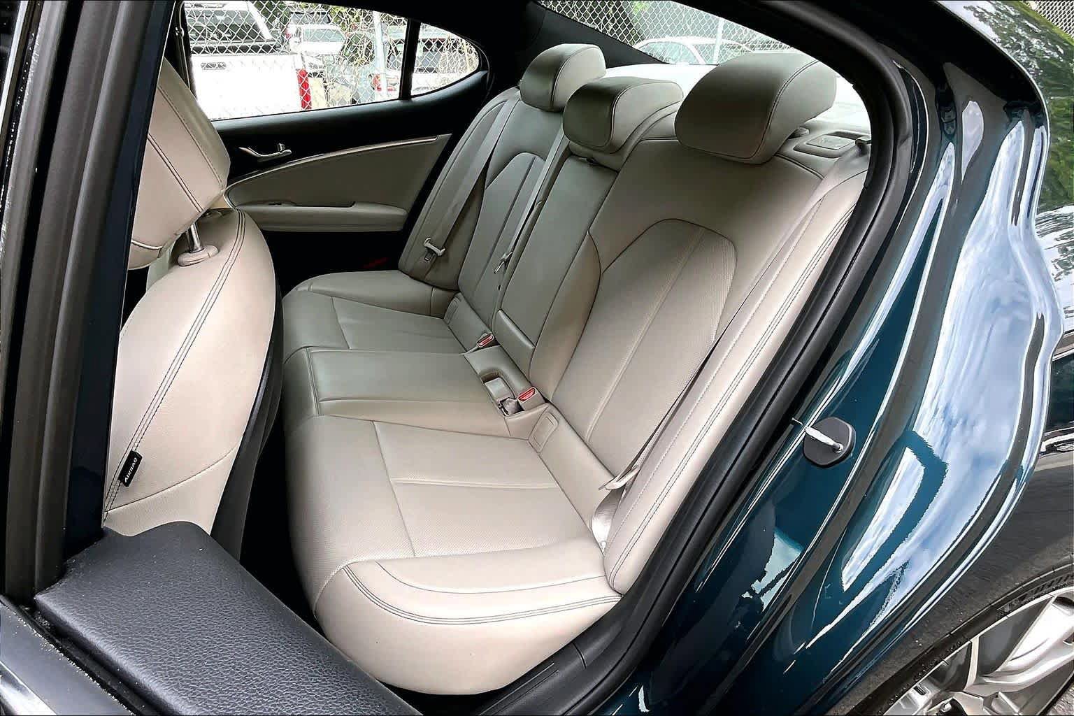 Used 2023 Genesis G70 2.0T RWD image 19