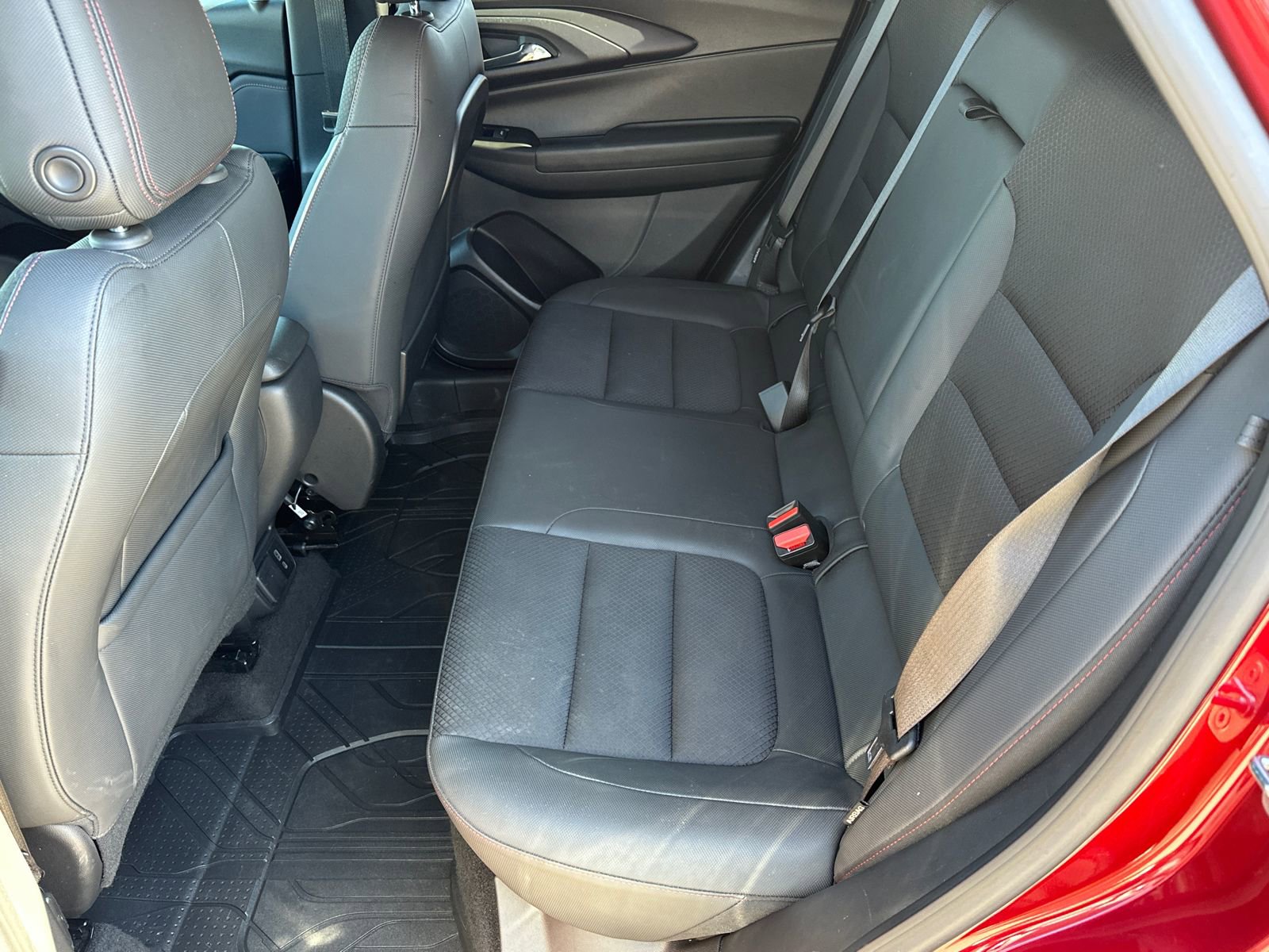 Used 2023 Chevrolet TrailBlazer RS w/ Convenience Package image 18