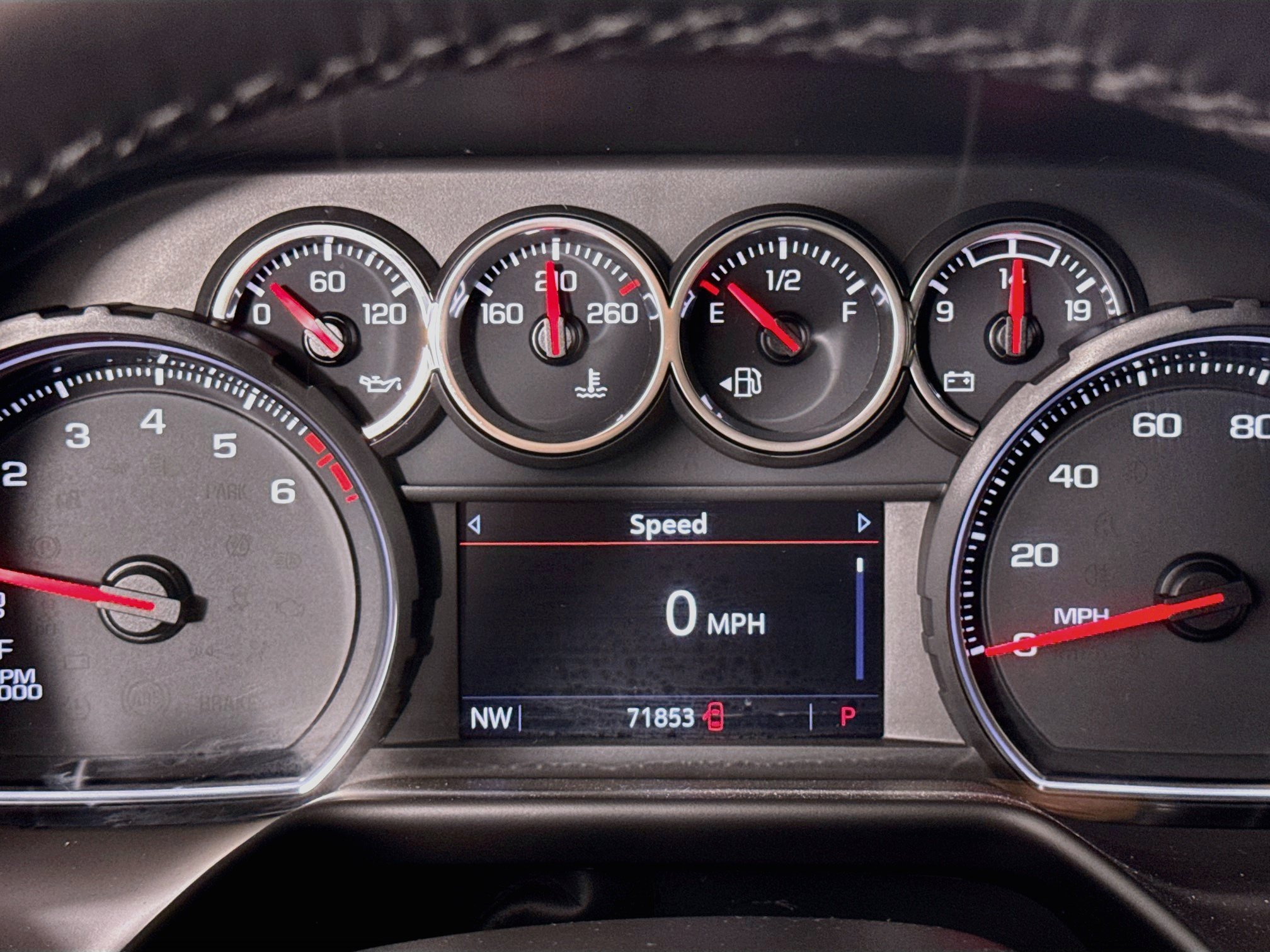 Used 2023 Chevrolet Suburban LS RWD image 14