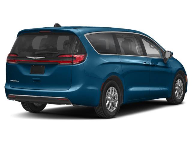 Used 2023 Chrysler Pacifica Touring-L AWD/4WD image 2