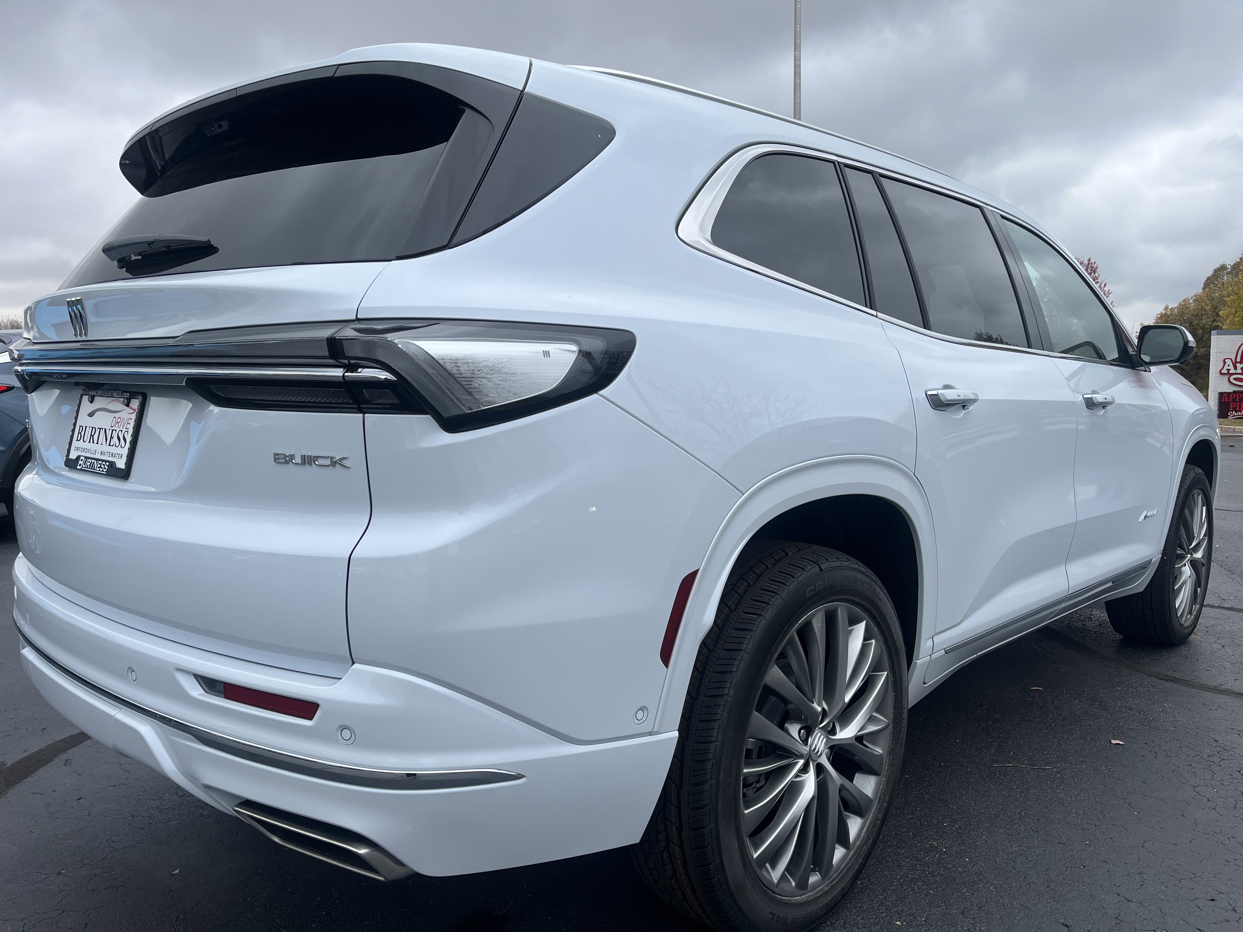 New 2026 Buick Enclave Avenir w/ Super Cruise Package image 12