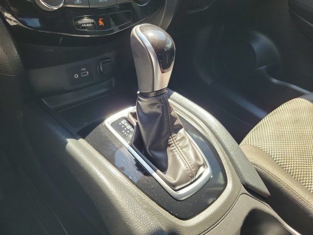 Used 2021 Nissan Rogue Sport SV FWD image 32