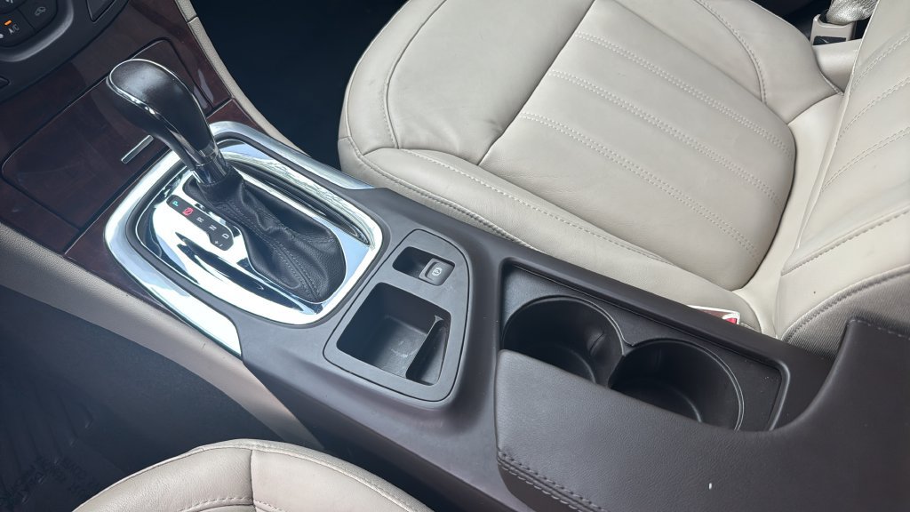Used 2017 Buick Regal Premium FWD image 26