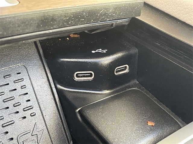 Used 2024 Mercedes-Benz GLE 350 4MATIC image 25