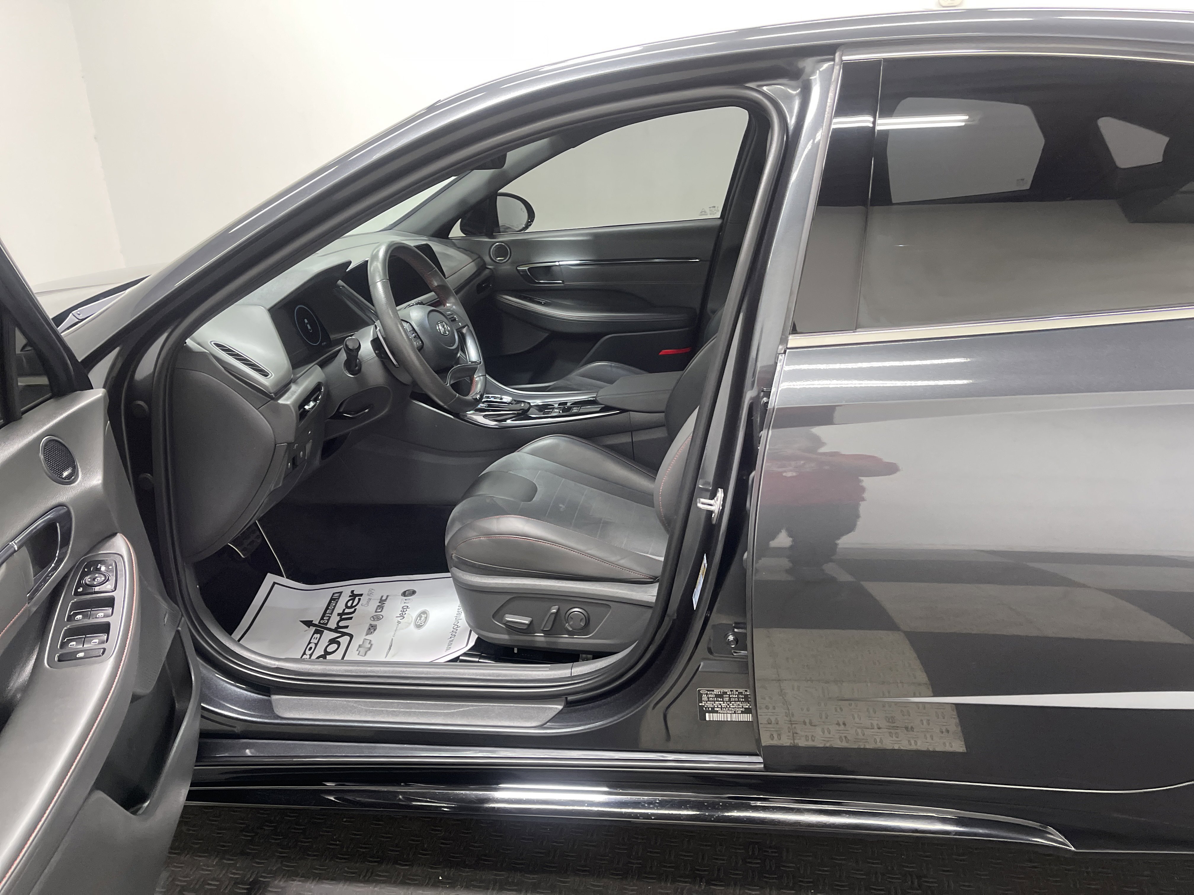 Used 2023 Hyundai Sonata N Line image 9