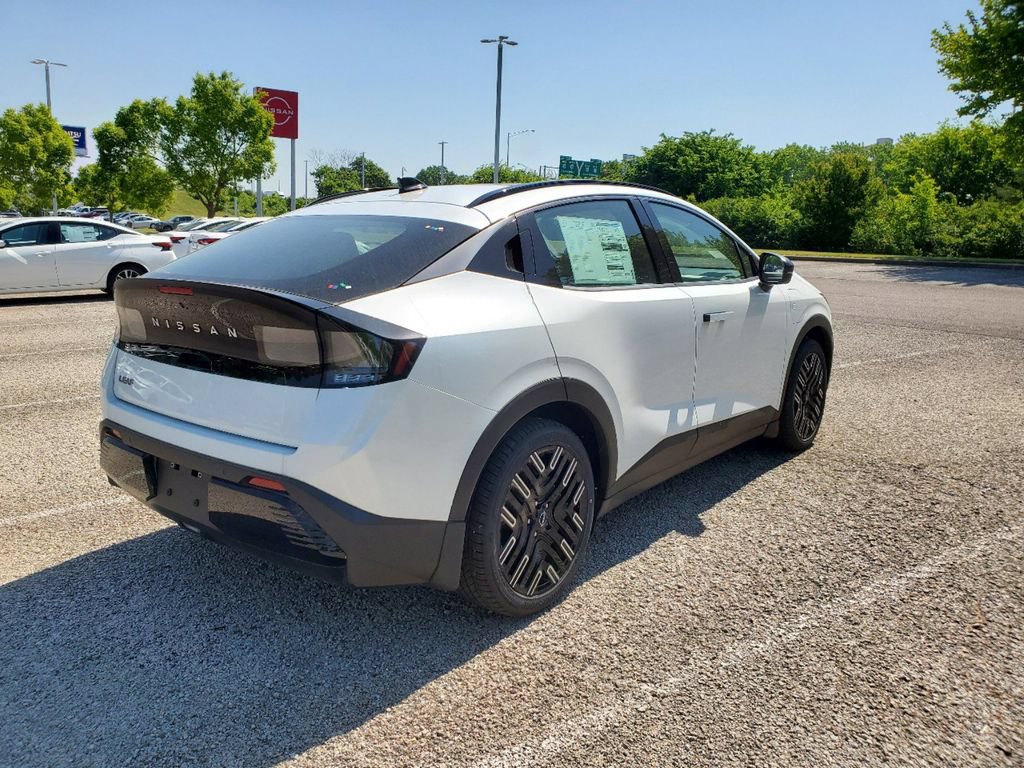 New 2026 Nissan Leaf Platinum+ w/ Cargo Package (Platinum+) FWD image 4