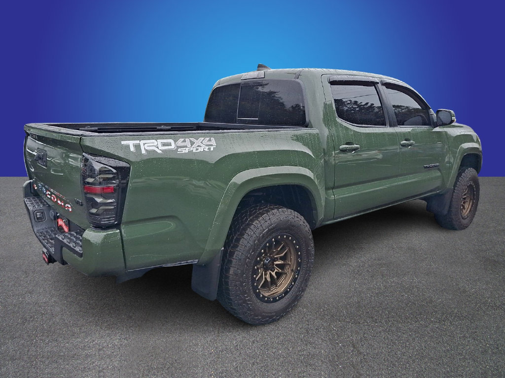 Used 2021 Toyota Tacoma TRD Sport AWD/4WD image 4