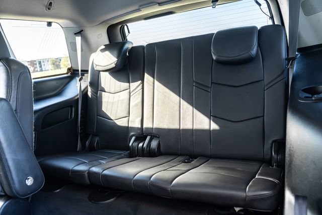 Used 2018 Cadillac Escalade Luxury AWD/4WD image 20