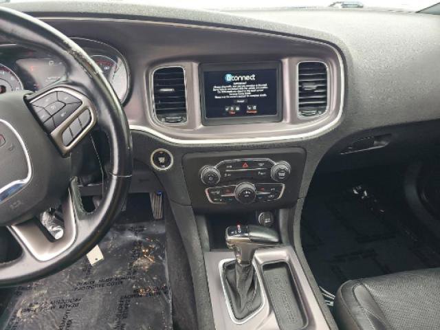 Used 2021 Dodge Charger SXT w/ Leather Interior Group RWD image 13